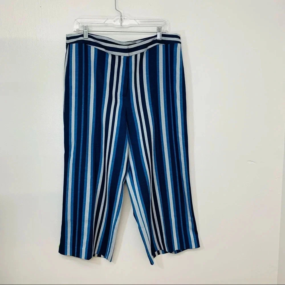 Vince Camuto Wide Leg Crop Pants Woman Size 12 Blue White Stripe Zip Light